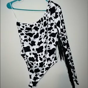 One sleeve cow print bodysuit